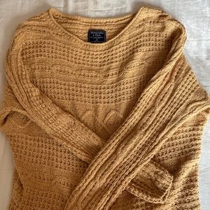 Mustard yellow Abercrombie Fitch sweater size M